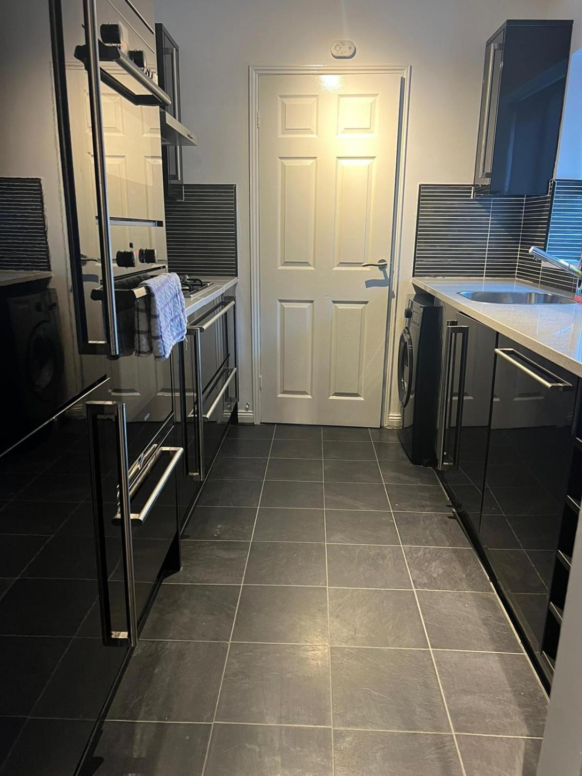 3 Bedroom Property Close To Beach South Shields Bagian luar foto